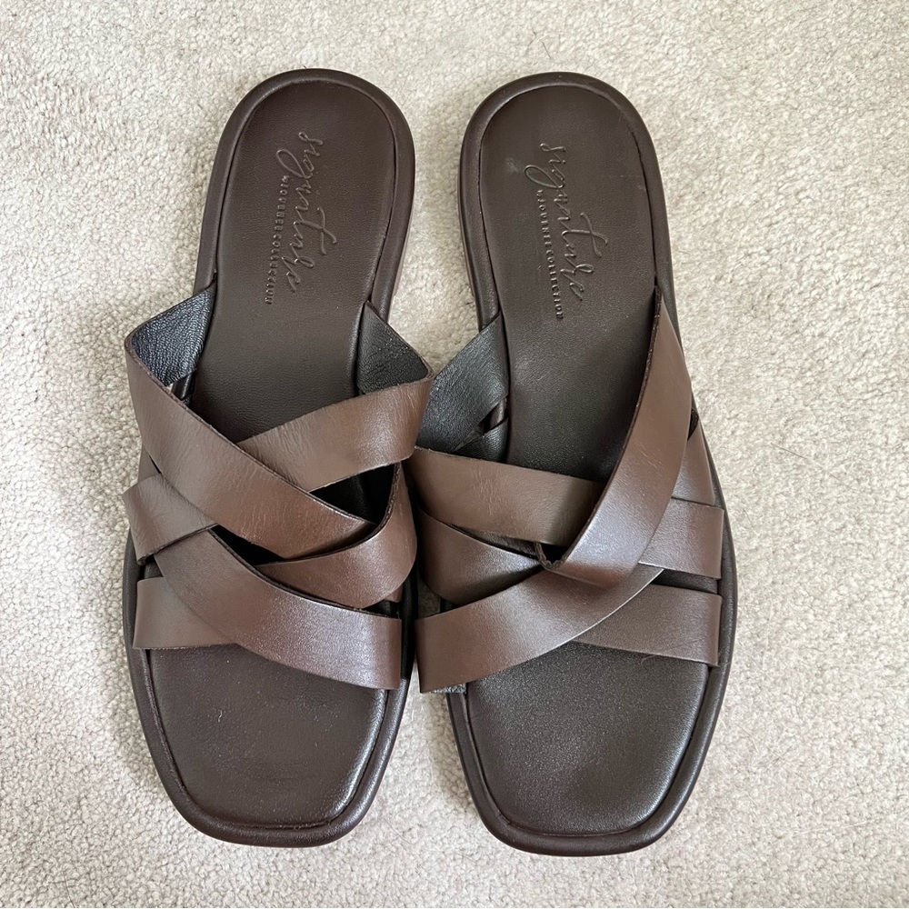 Journee Collection Brown leather sandals size 9